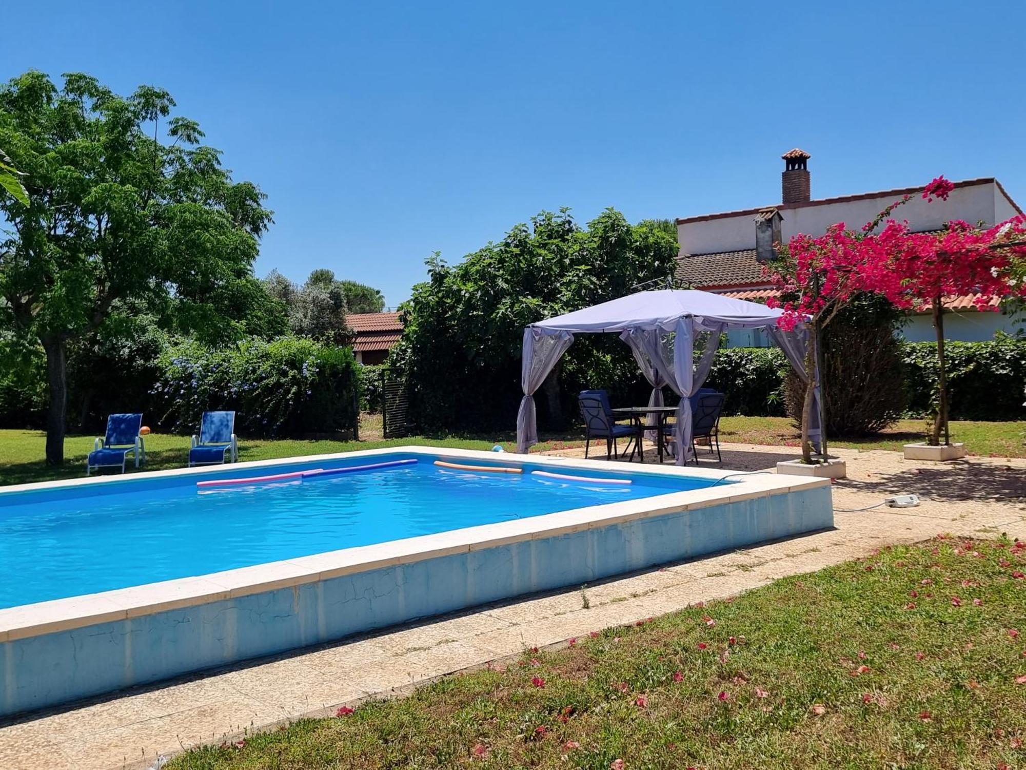 Hébergement de vacances Casa En El Campo Cerca De Sevilla *